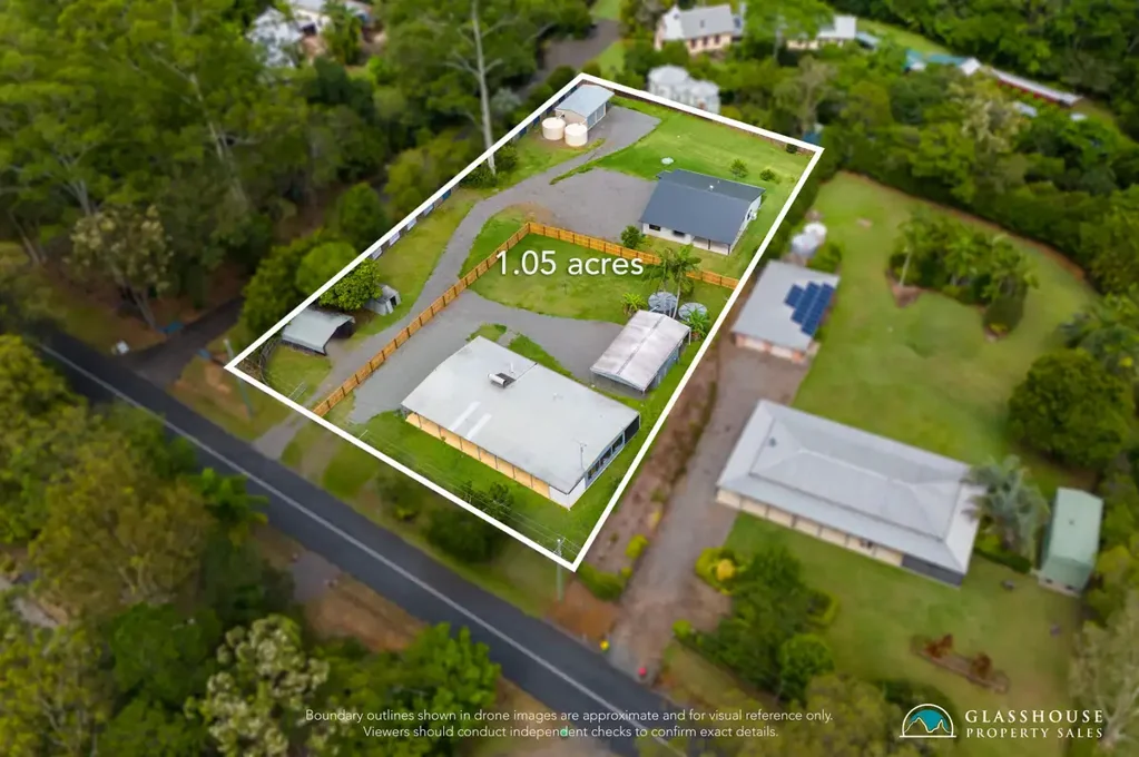 Glass House Mountains 6Habitaciones Two Homes. One Acre. High Rental Return.