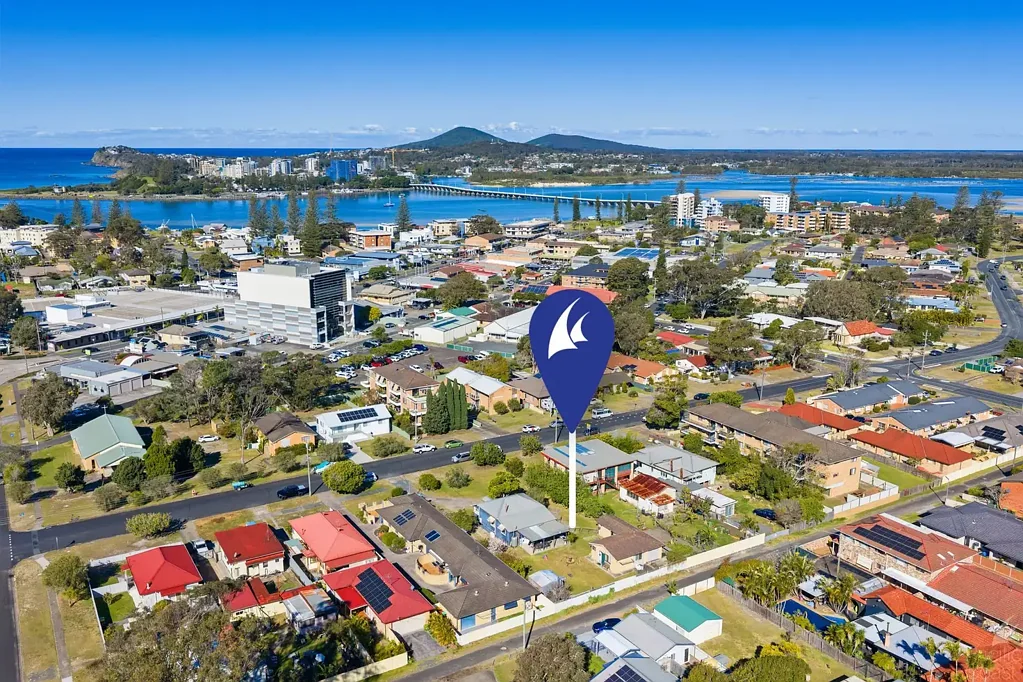Tuncurry 3कमरा Income-producing rental with Development Potential