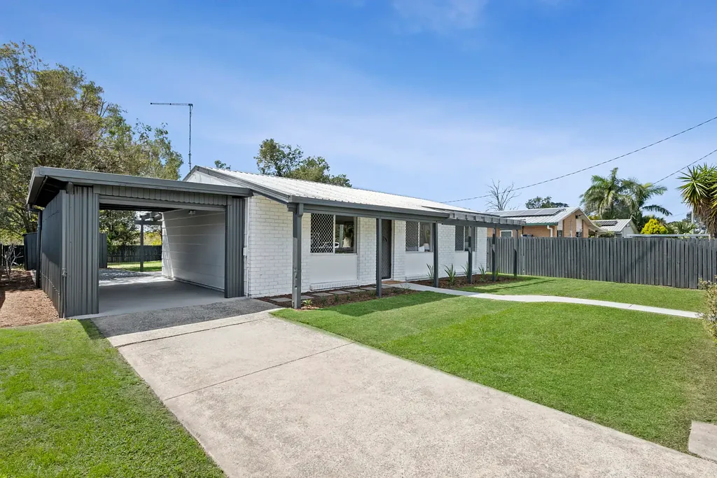 Eagleby 3ਬੈੱਡਰੂਮ Freshly Renovated, Move-In Ready, and Oozing with Charm!