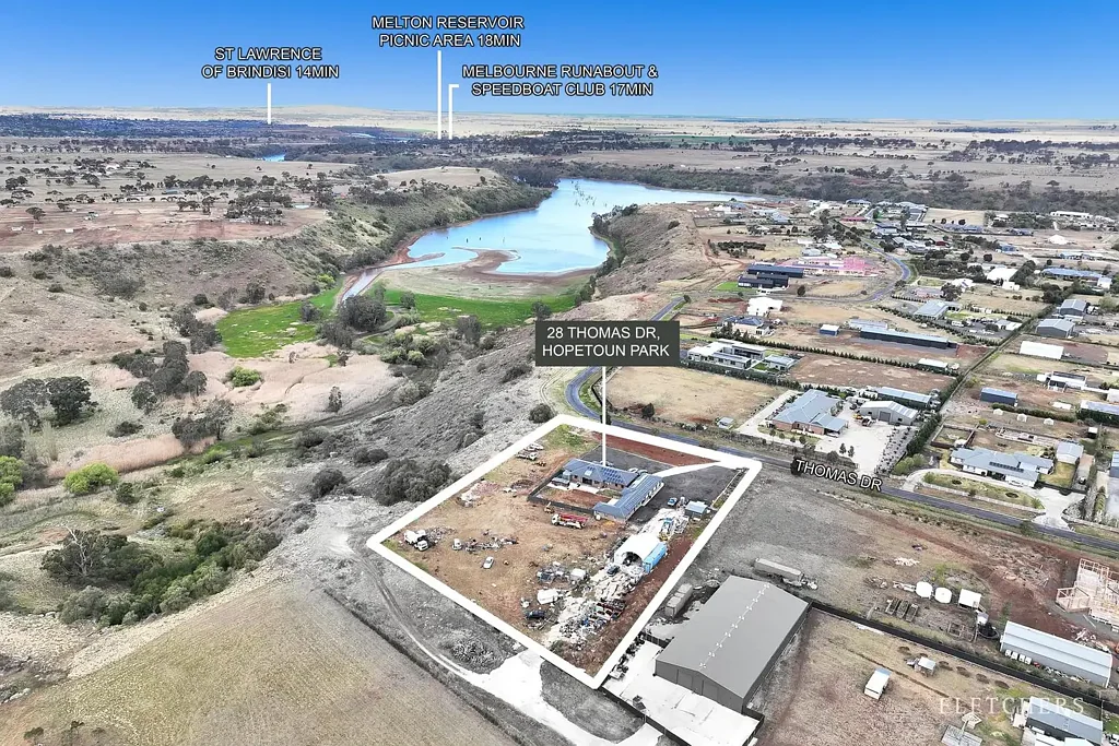 Hopetoun Park 5Zimmer Why Settle for One House When You Can Have Two? 10,100m² Awaits!