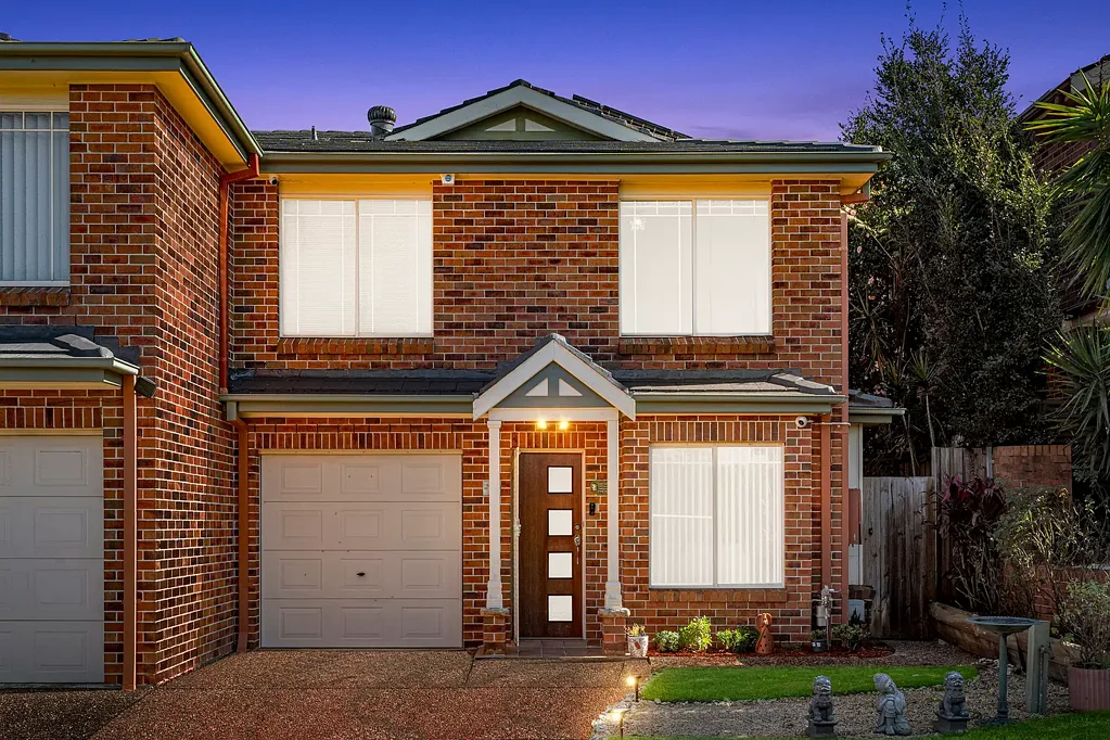 Castle Hill 4 Bedroom Prime Locale, Spacious Family Living | Oakhill Drive Public & CTHS Catchment