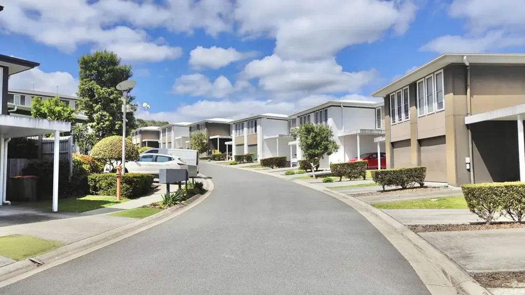 BREAK LEASE - Spacious, modern 4 bedroom townhouse for rent