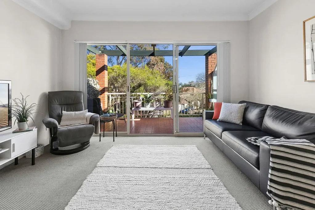 Chatswood 1कमरा Rare Split-Level, Loft-Style Top Floor Apartment
