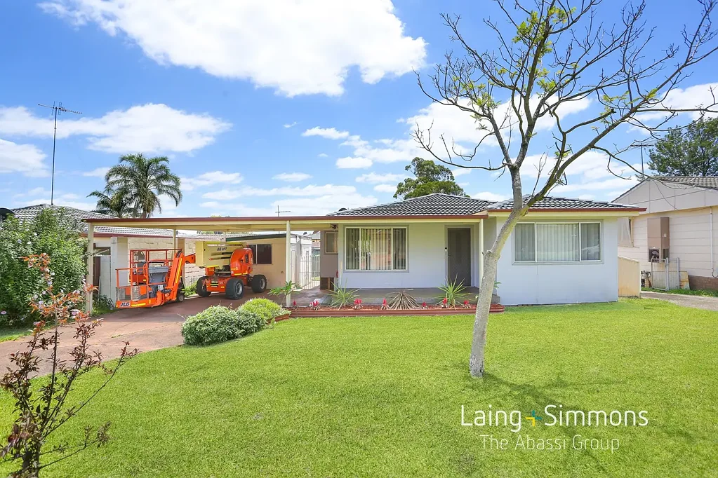 17 Onslow Street, St Clair, NSW 2759