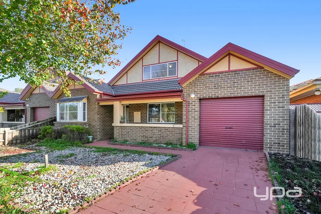 Roxburgh Park 3침실 AUCTION 18TH JULY 12PM