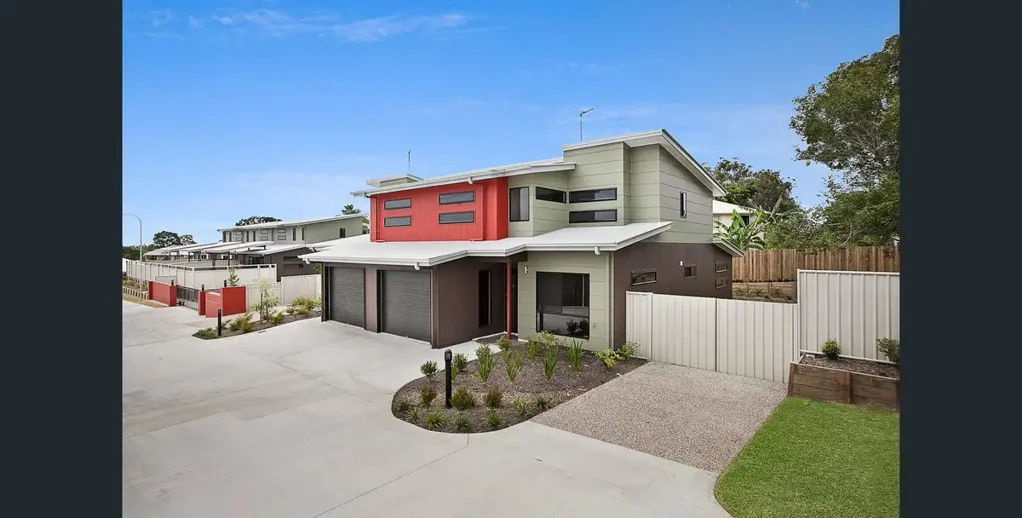 Modern 4 Bedroom Townhouse