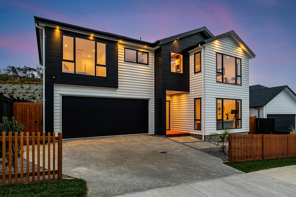 Millwater 5chambre Dual Kitchen, Multiple Living Spaces