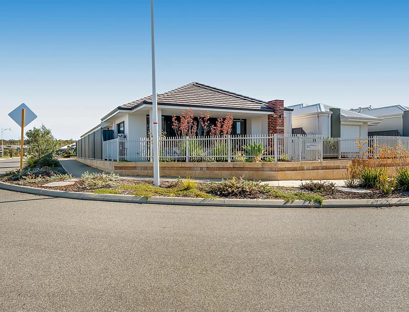25 Dickerson Loop, Hammond Park, South West Perth, 3 phòng ngủ, 2 phòng tắm, House