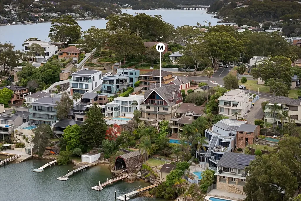 Kyle Bay 6Kwarto Grand Waterfront Estate of Distinction and Craftsmanship