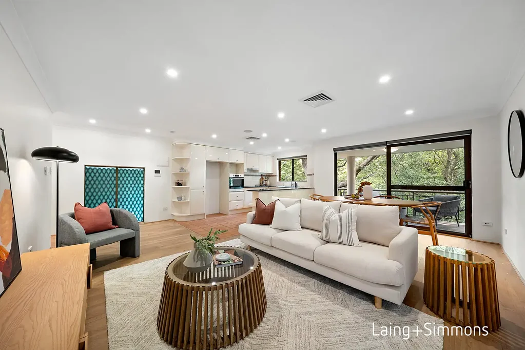 Private Lifestyle Retreat with Light, Space & Leafy Surrounds