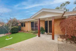 12 Reddall Close, Isaacs