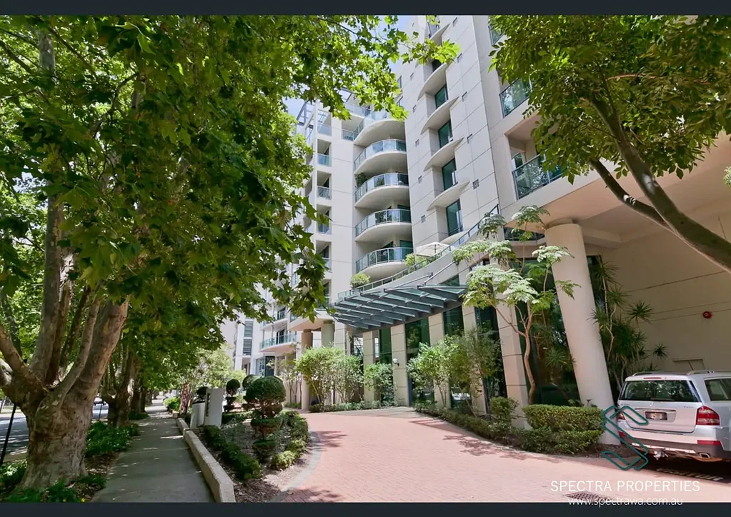 South Perth 3部屋 Executive 3-Bedroom Apartment with 3 Parking Bays & Panoramic Views