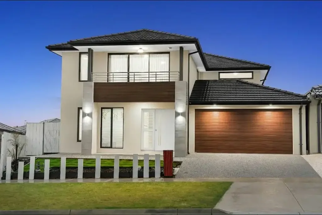 Luxury Family Rental | Prestigious Parkfront Living in Donnybrae Estate