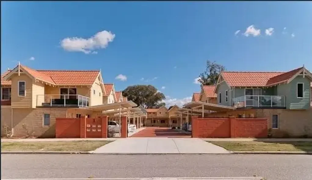 Spacious 3x2 Townhouse for Rent in Midland