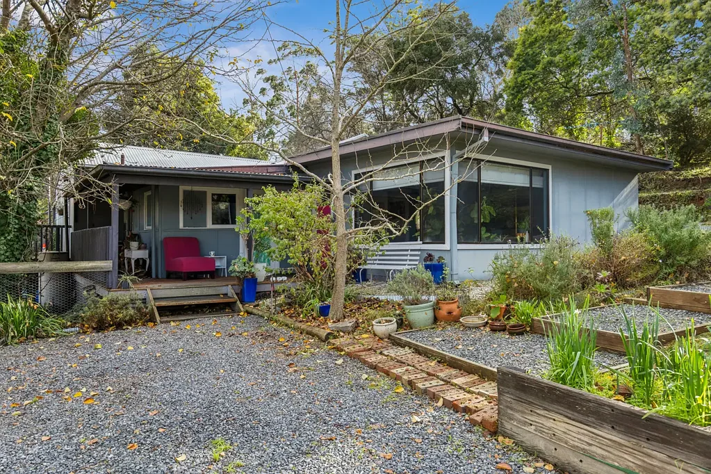Lobethal 3Phòng ngủ Character-Filled Hills Home with Endless Potential