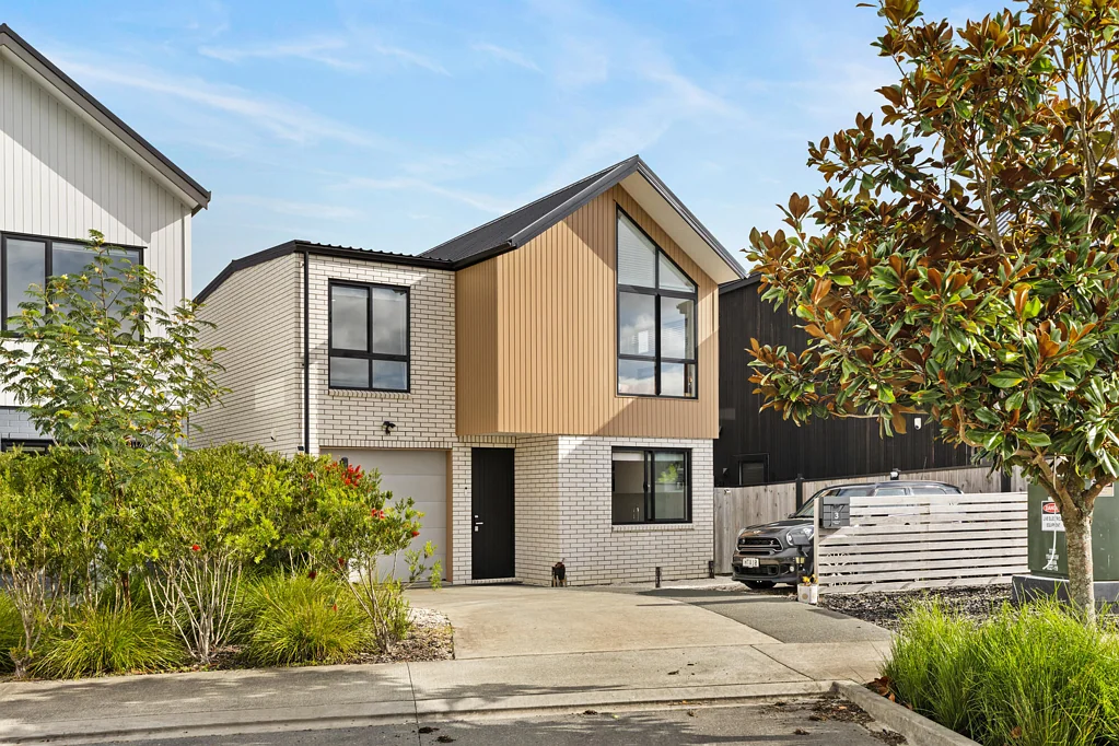 Hobsonville 4غرفة نوم More space. More parking. More lifestyle.