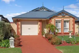 18 Arcadia Drive, Smithfield