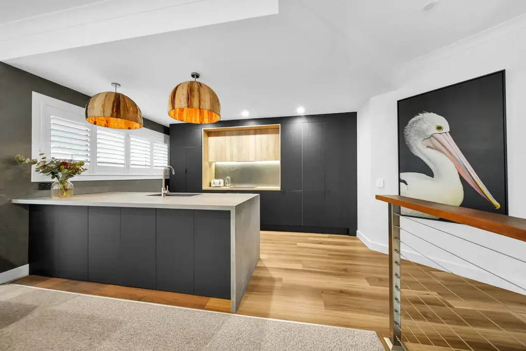 SIMPLY STUNNING TOWNHOUSE - UNFURNISHED