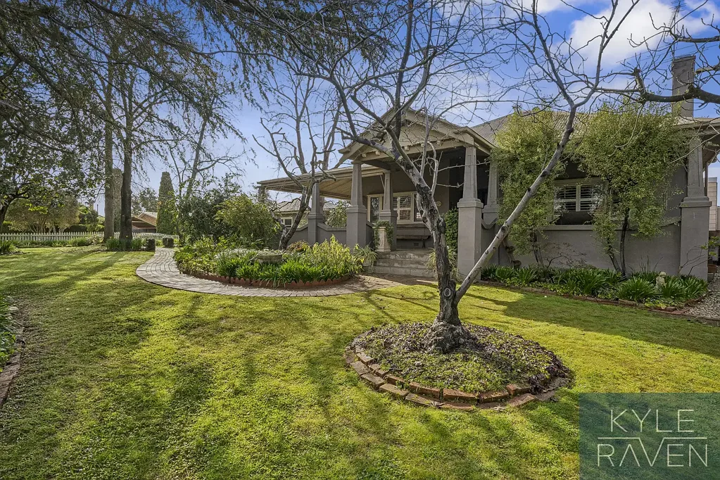 8 Froh Court, Wangaratta, VIC 3677