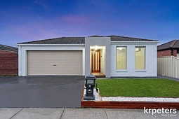 66 Bluehills Boulevard, Pakenham