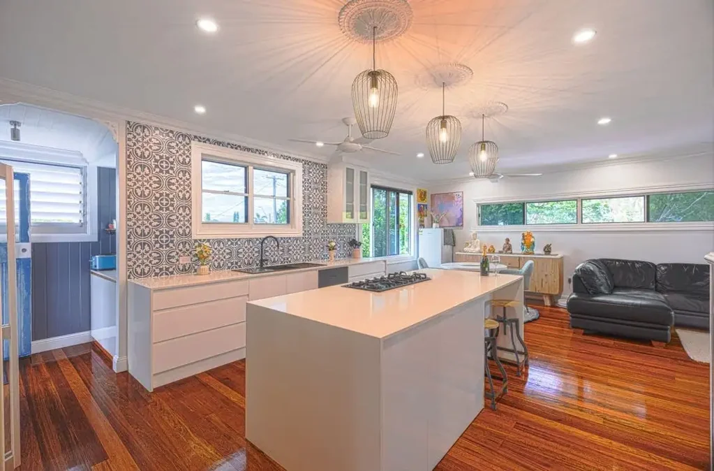 Westcourt 3બેડરૂમ LUXURY WESTCOURT HOME: 3BR, OUTDOOR AREA, SECURE PARKING