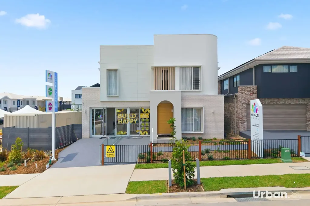Oran Park 5ห้องนอน A luxurious display home with premium inclusions in the heart of Oran Park