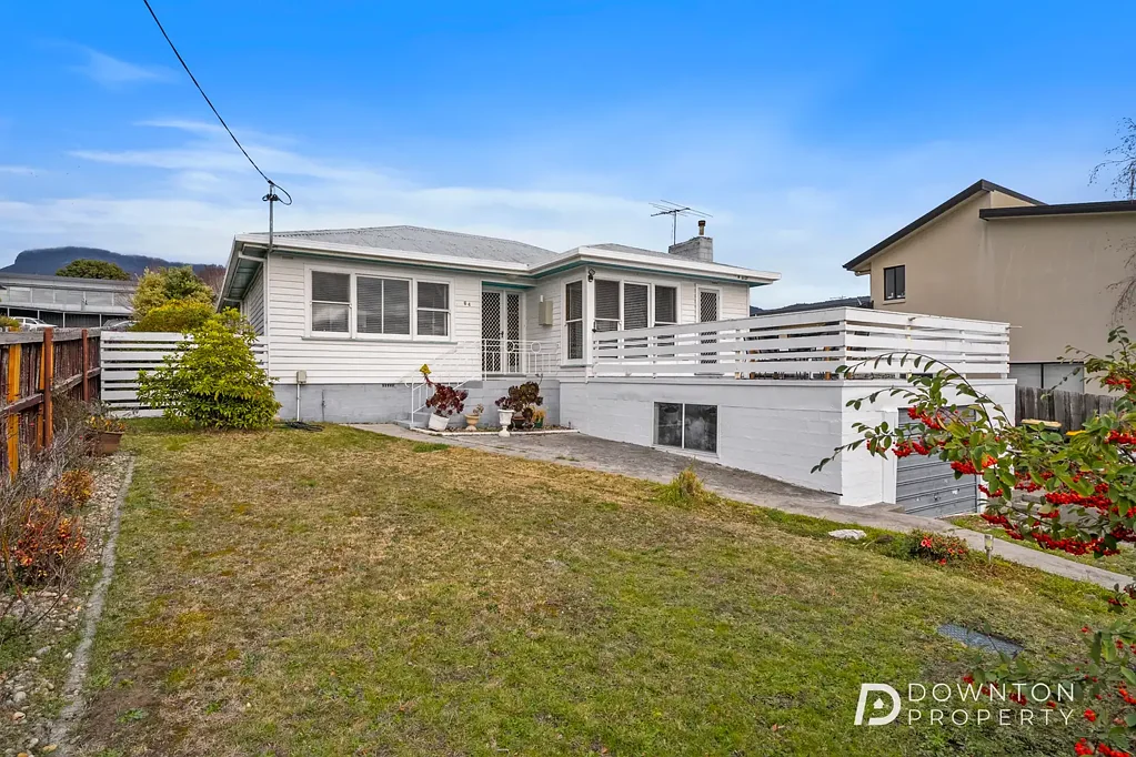 West Moonah 3房  Exceptional Home, Exceptional Opportunity - Invest or Nest in Style