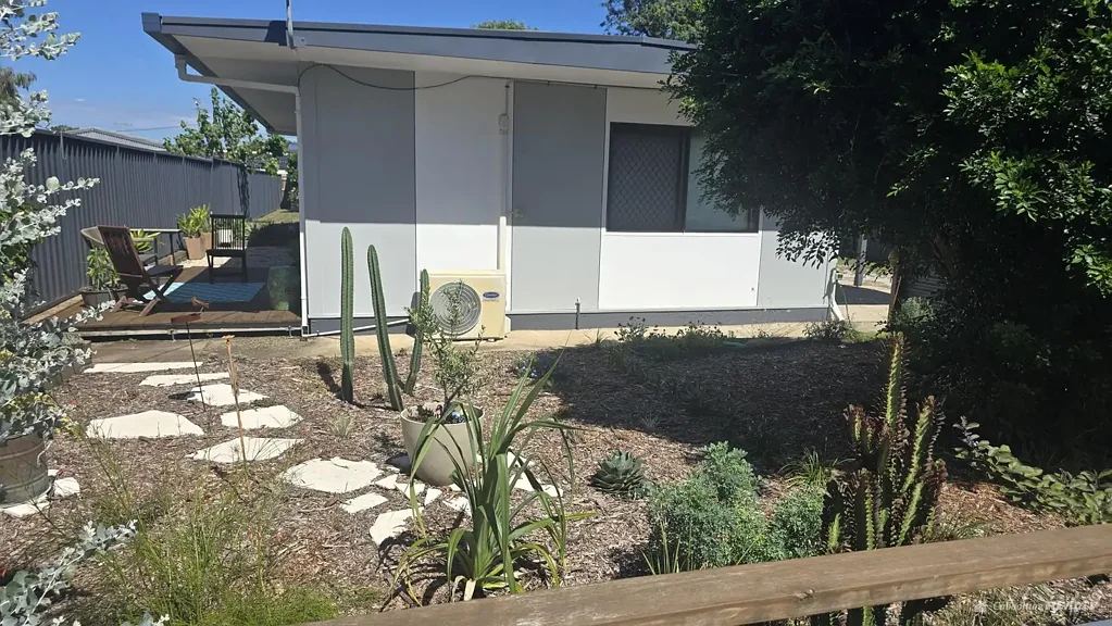 14 Lalroy St, Beachmere, QLD 4510
