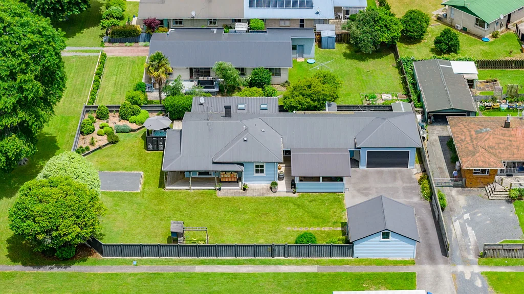 Cambridge 4房  A Character Home to fall in love with..