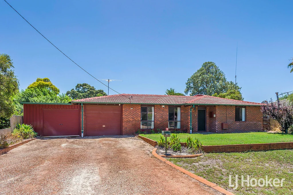 7 Exon Court, Camillo, WA 6111