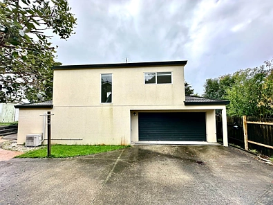 3 bedroom 2 level home