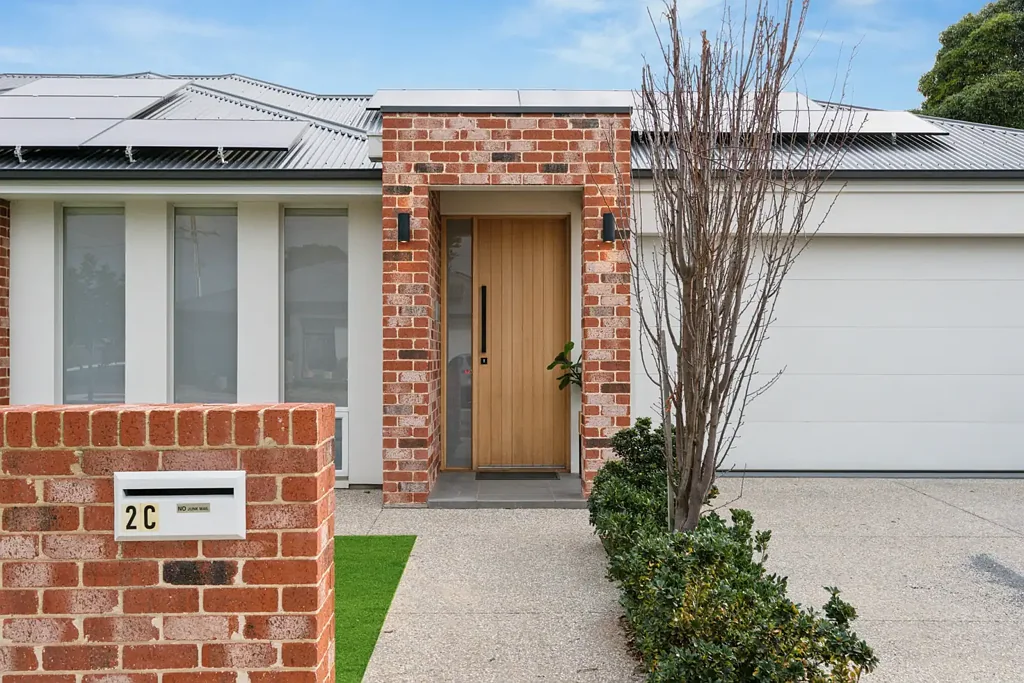 2C Struan Avenue, Warradale, SA 5046
