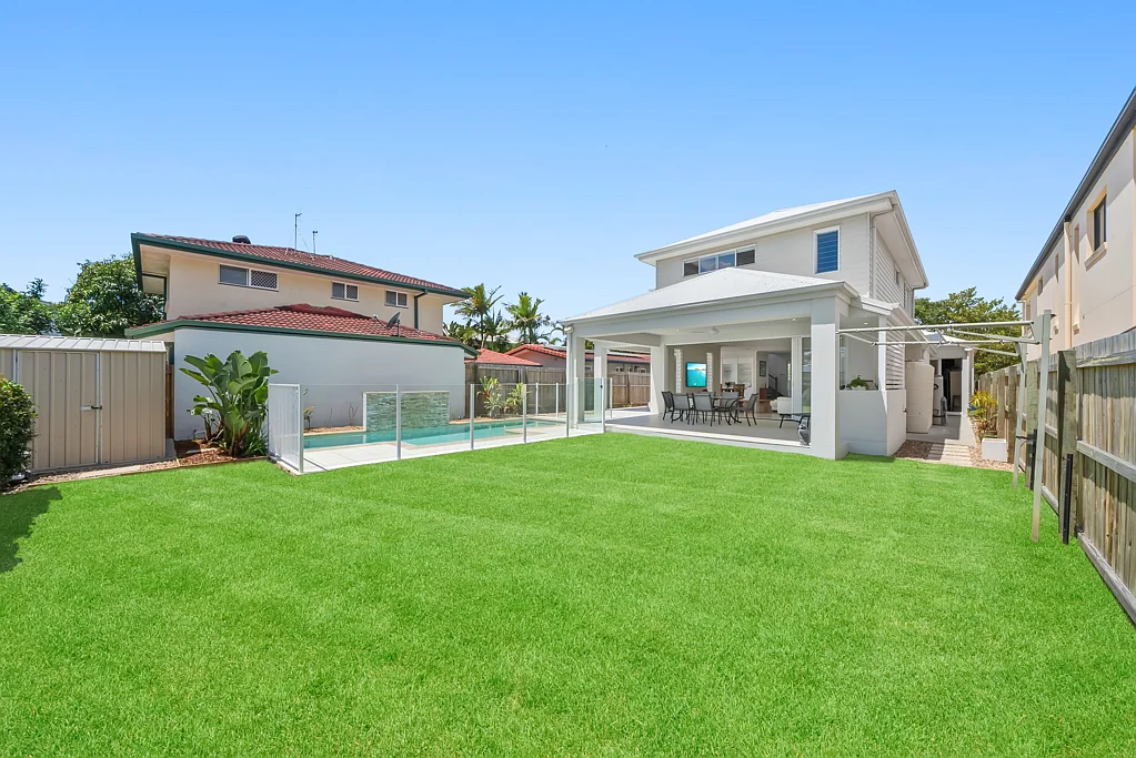 47 Fifth Avenue, Palm Beach, QLD 4221
