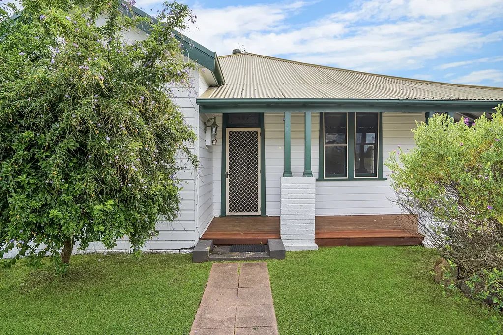 11 Adelaide St, Paxton, NSW 2325