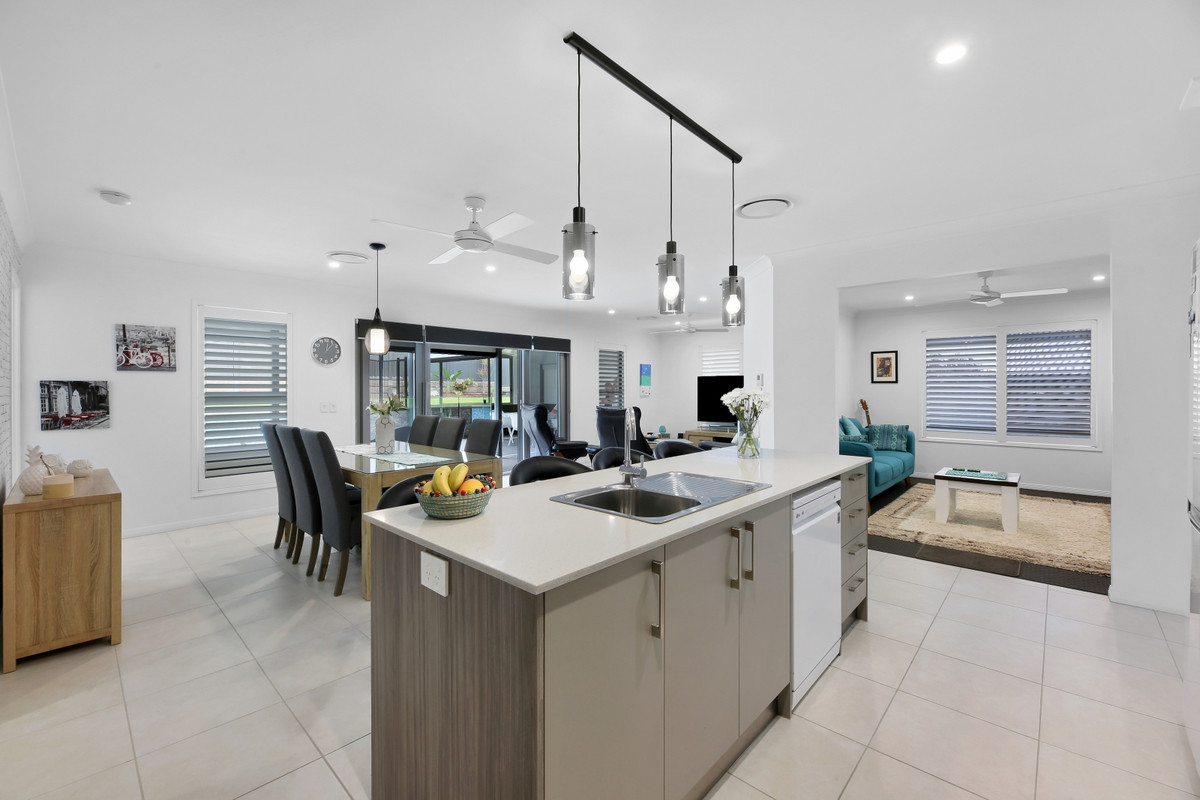 8 HIDDEN COVE, TALLEBUDGERA QLD 4228, 0房, 0浴, House