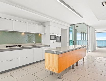 28501 Ephraim Island, Paradise Point, Gold Coast, 3 Bedrooms, 2 Bathrooms, Unit