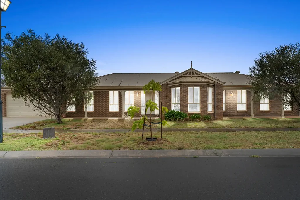 Darley 5कमरा Family Living with Side Access for Caravan or Boat in the Grantleigh Estate