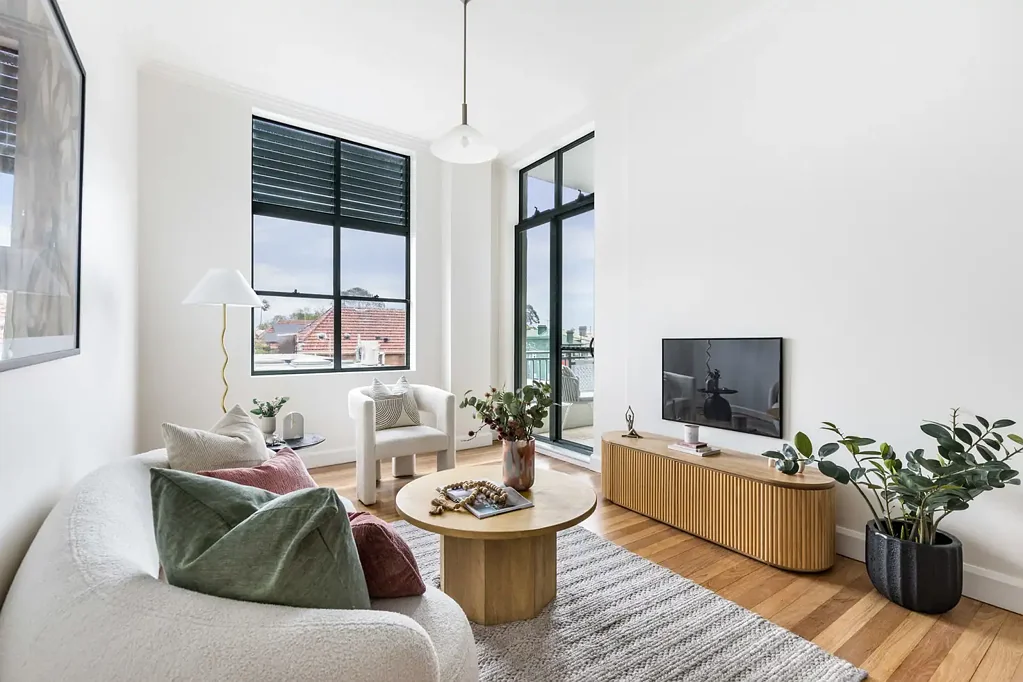 Smart warehouse conversion of space and style