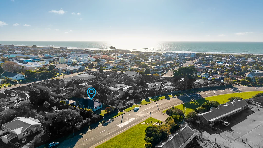 77 Owles Terrace, New Brighton, Christchurch, Canterbury