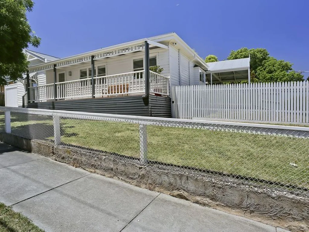 FULLY FURNISHED - CONTACT AGENT FOR AVAILABILITY