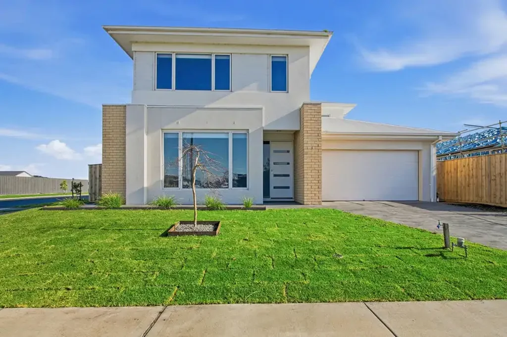 Space & Comfort - Right Here In Traralgon