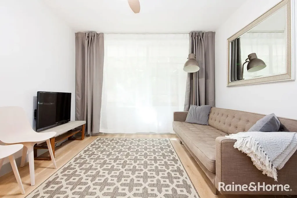 Immaculately Presented One Bedroom