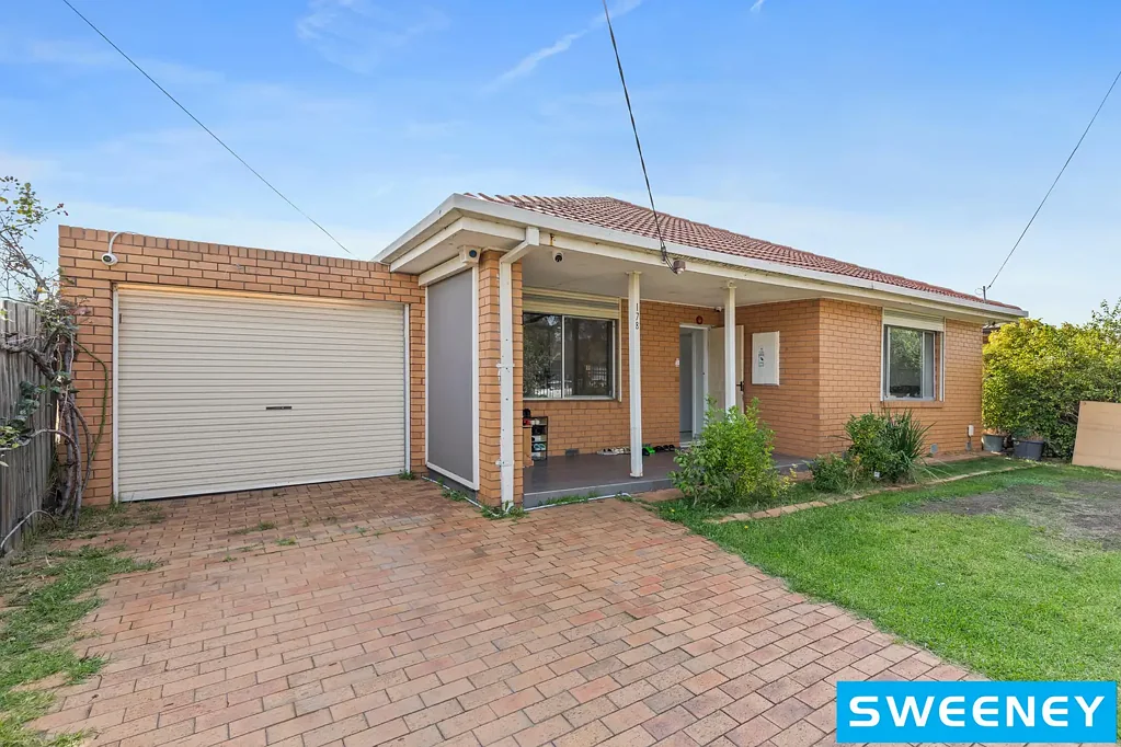 ਹੋਰ - 178 William Street, St Albans, VIC 3021