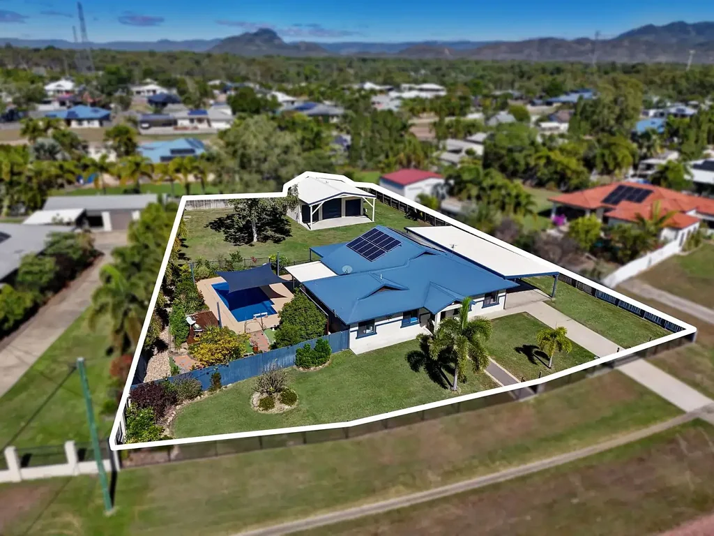 13 COWBOY COURT, Kelso, QLD 4815