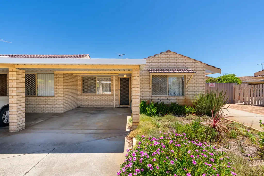 7/16 Hefron Street, Rockingham, WA 6168