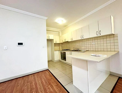 14/3-7 Grosvenor Street, Croydon, Inner West, 2 Kuwarto, 2 Banyo, Apartment