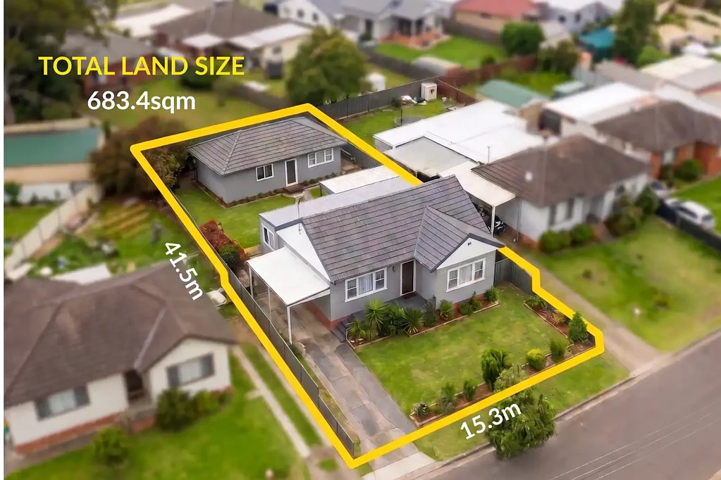 Mount Pritchard 5Zimmer Versatile Family Living with Separate Two-Bedroom Granny Flat!