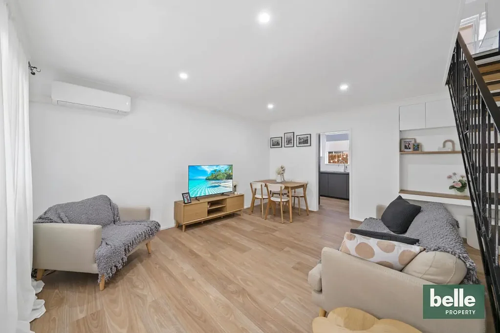SPACIOUS MODERN TWO BEDROOM APARTMENT