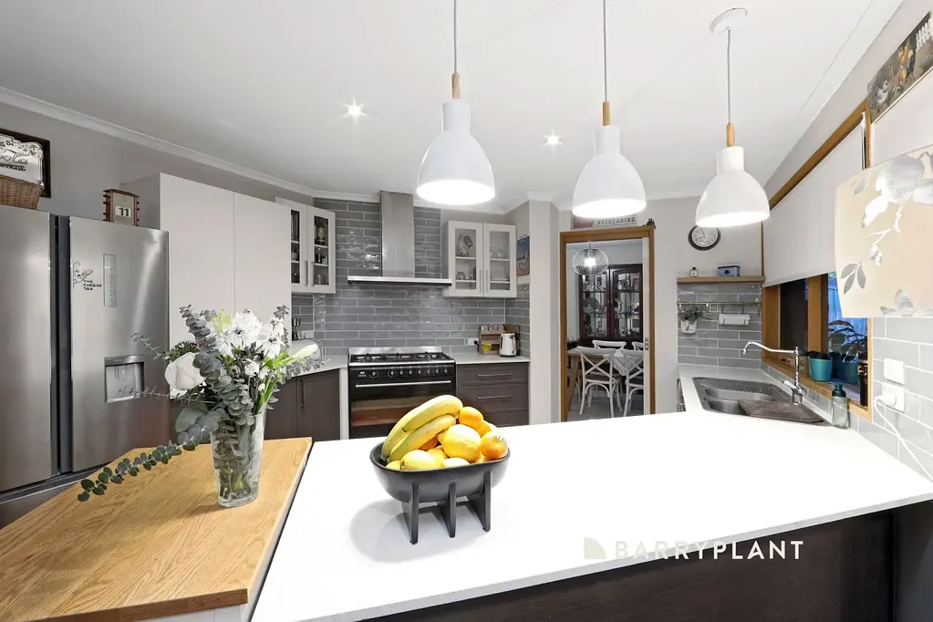 2 Dawes Court, Ferntree Gully, VIC 3156