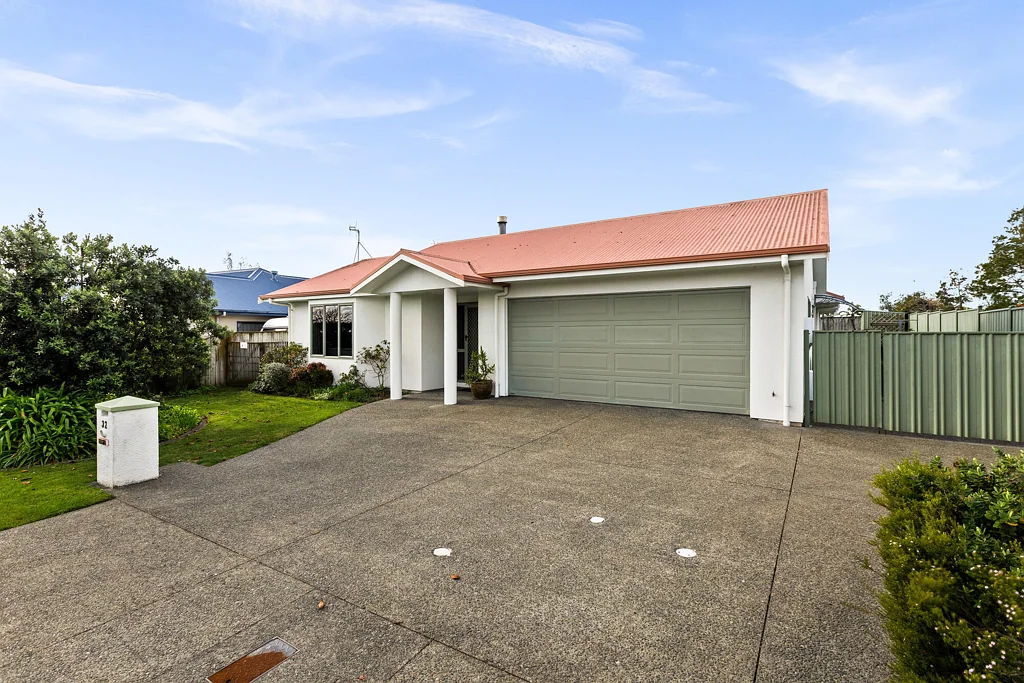 Havelock North 3房  First time on the market!